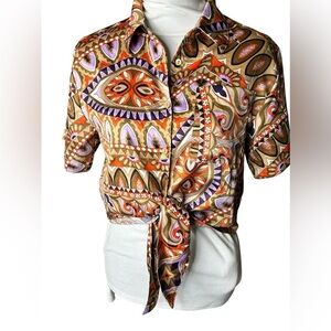 Rachel Roy paisley crop tie front button top size medium